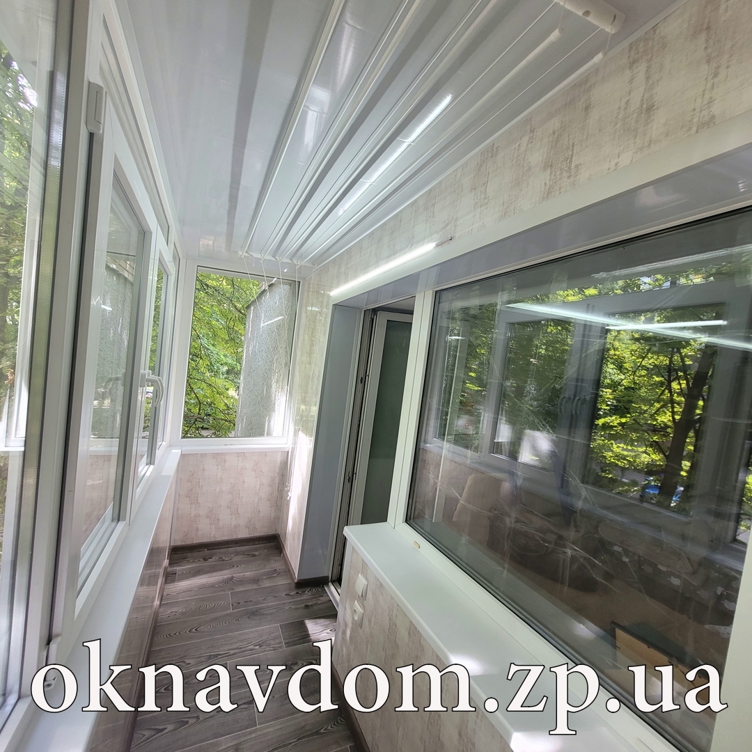 Внутрішня обробка балкона без розширення